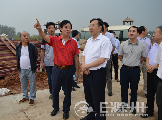 省委常委、副省长陈树隆调研长城文化创意产业